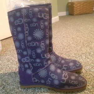 Purple Ugg Logo Boots Brand New Women's 10